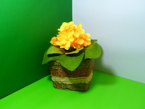 Arranjo Floral em Vaso de Sisal