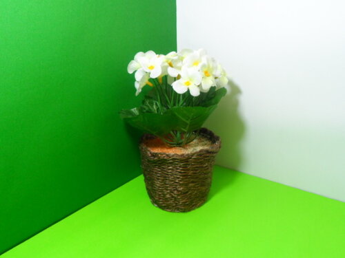 Arranjo Floral em Vaso de Sisal