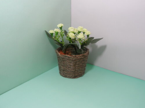 Arranjo Floral em Vaso de Sisal