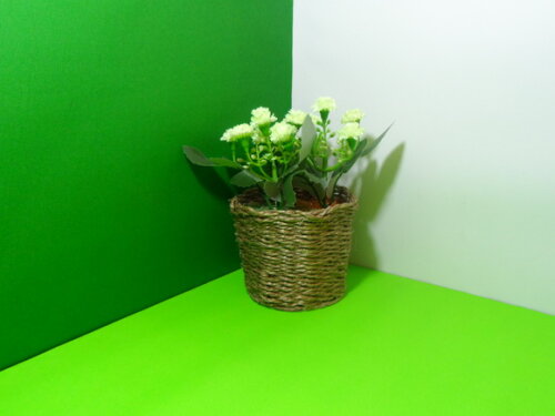 Arranjo Floral em Vaso de Sisal