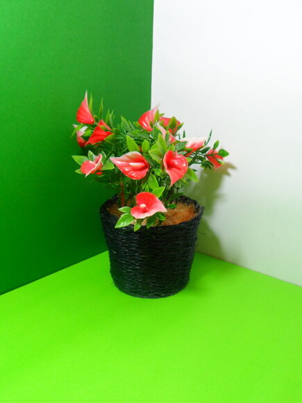 Arranjo Floral em Vaso de Sisal