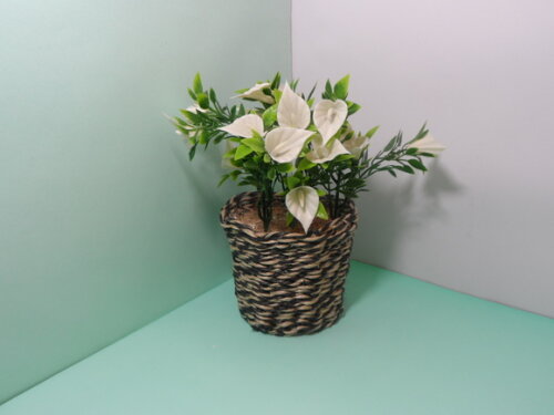 Arranjo Floral em Vaso de Sisal