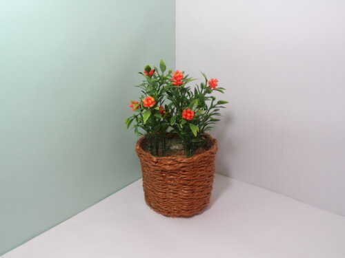 Arranjo Floral em Vaso de Sisal