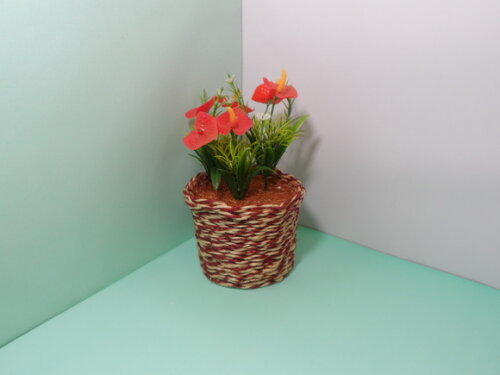Arranjo Floral em Vaso de Sisal
