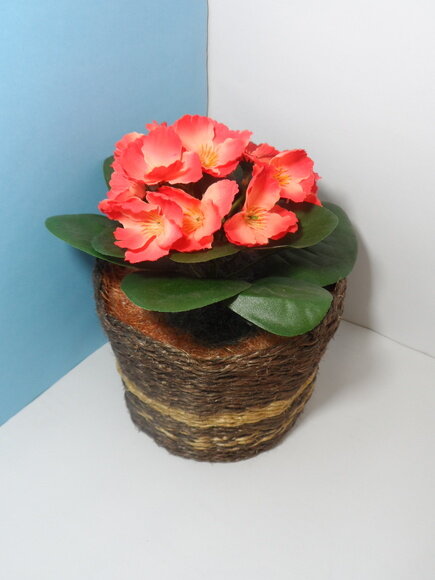 Arranjo Floral em Vaso de Sisal