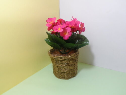 Arranjo Floral em Vaso de Sisal