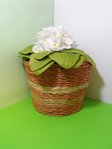 Arranjo Floral em Vaso de Sisal