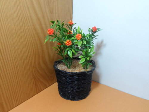 Arranjo Floral em Vaso de Sisal