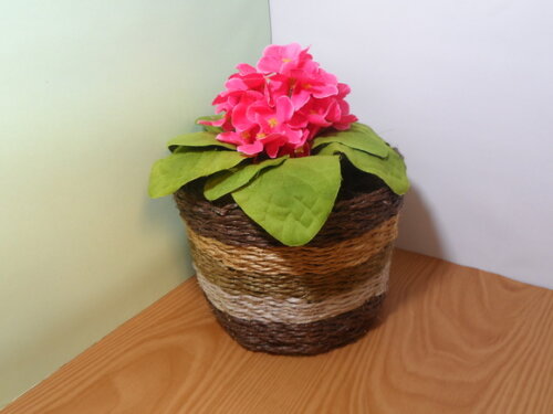 Arranjo Floral em Vaso de Sisal