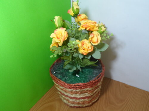 Arranjo Floral em Vaso de Sisal