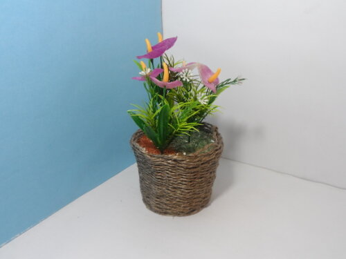 Arranjo Floral em Vaso de Sisal