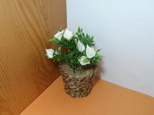 Arranjo Floral em Vaso de Sisal