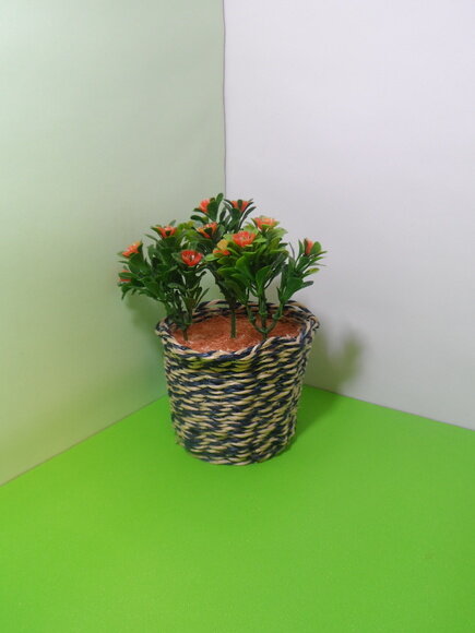 Arranjo Floral em Vaso de Sisal