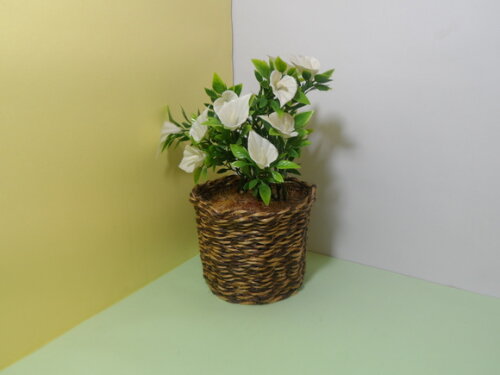 Arranjo Floral em Vaso de Sisal