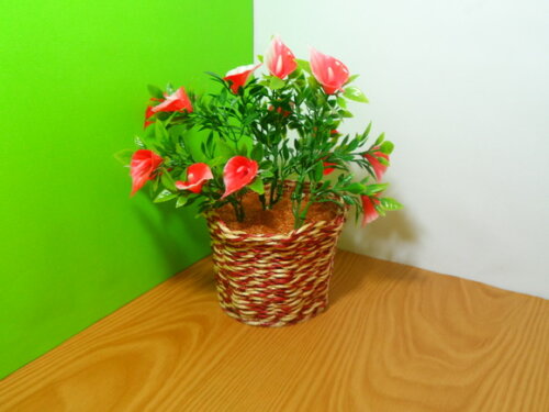 Arranjo Floral em Vaso de Sisal