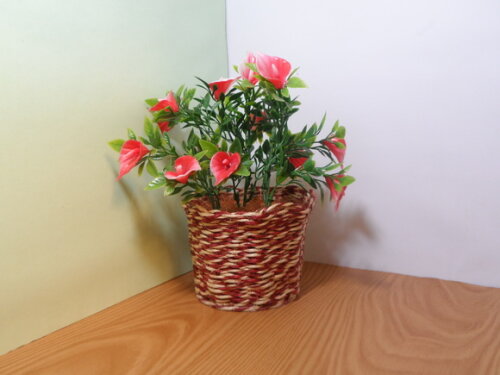 Arranjo Floral em Vaso de Sisal