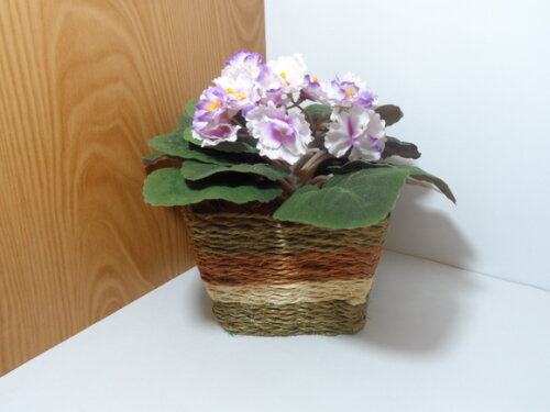 Arranjo Floral em Vaso de Sisal