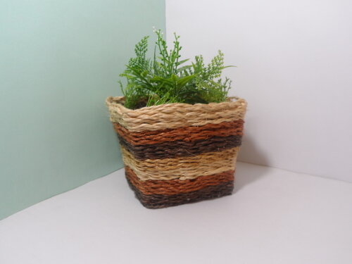 Arranjo Floral em Vaso de Sisal