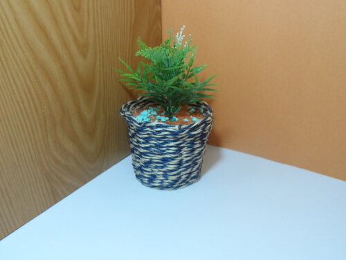 Arranjo Floral em Vaso de Sisal