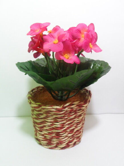 Arranjo Floral em Vaso de Sisal