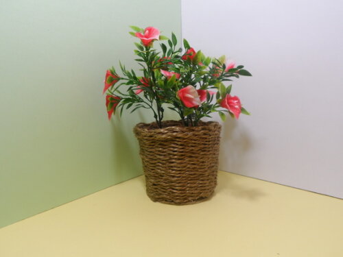 Arranjo Floral em Vaso de Sisal