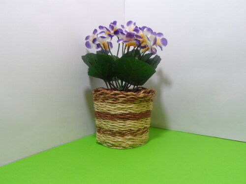 Arranjo Floral em Vaso de Sisal