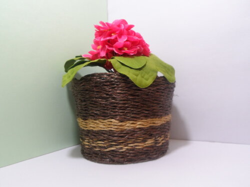 Arranjo Floral em Vaso de Sisal