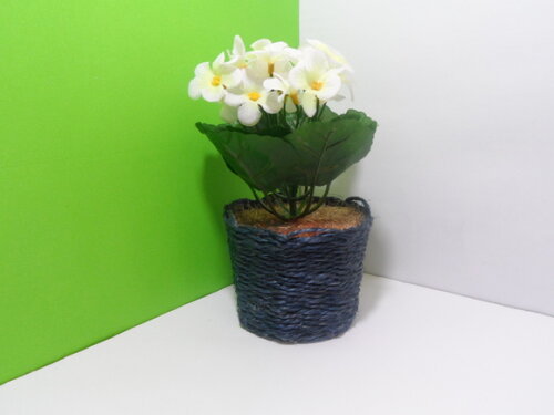 Arranjo Floral em Vaso de Sisal