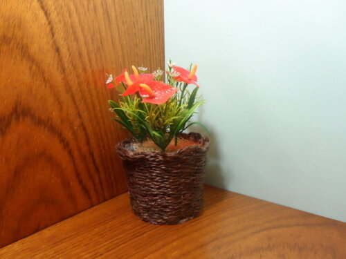Arranjo Floral em Vaso de Sisal