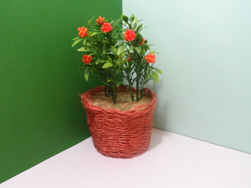 Arranjo Floral em Vaso de Sisal