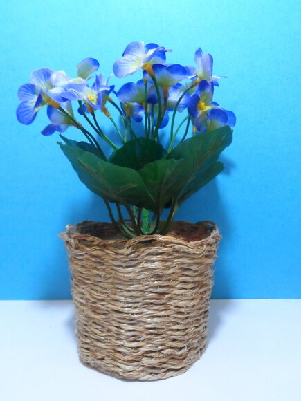 Arranjo Floral em Vaso de Sisal