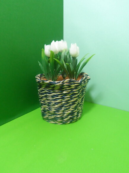 Arranjo Floral em Vaso de Sisal