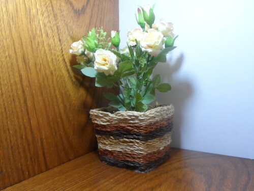 Arranjo Floral em Vaso de Sisal