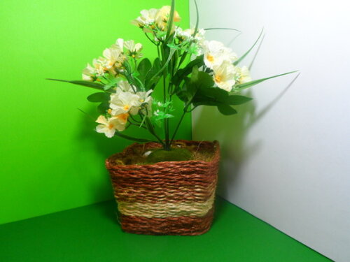 Arranjo Floral em Vaso de Sisal