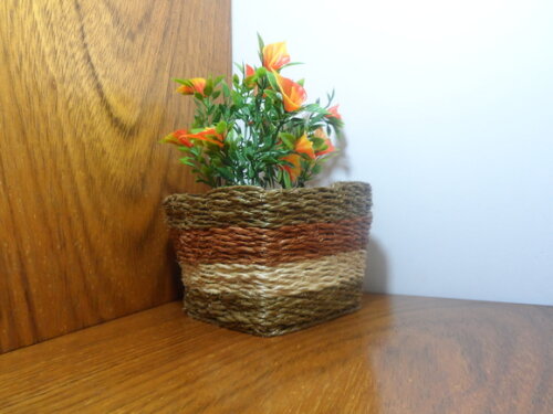 Arranjo Floral em Vaso de Sisal