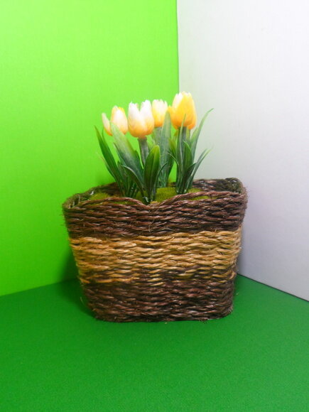 Arranjo Floral em Vaso de Sisal