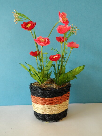 Arranjo Floral em Vaso de Sisal