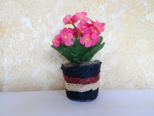 Arranjo Floral em Vaso de Sisal