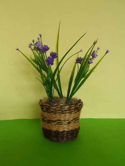 Arranjo Floral em Vaso de Sisal