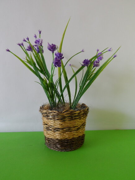 Arranjo Floral em Vaso de Sisal