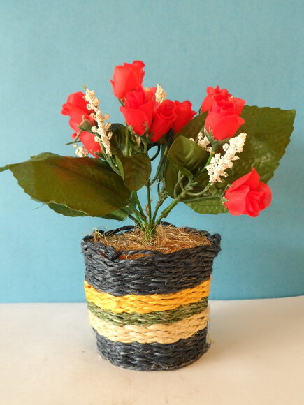 Arranjo Floral em Vaso de Sisal
