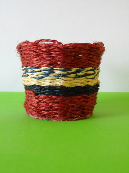 Arranjo Floral em Vaso de Sisal