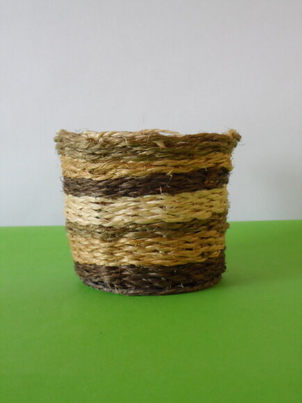 Arranjo Floral em Vaso de Sisal