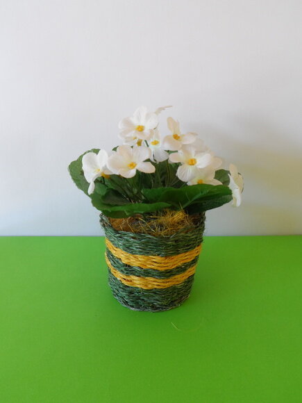 Arranjo Floral em Vaso de Sisal