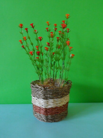 Arranjo Floral em Vaso de Sisal