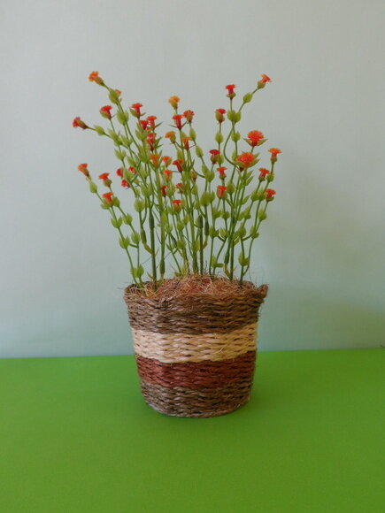 Arranjo Floral em Vaso de Sisal