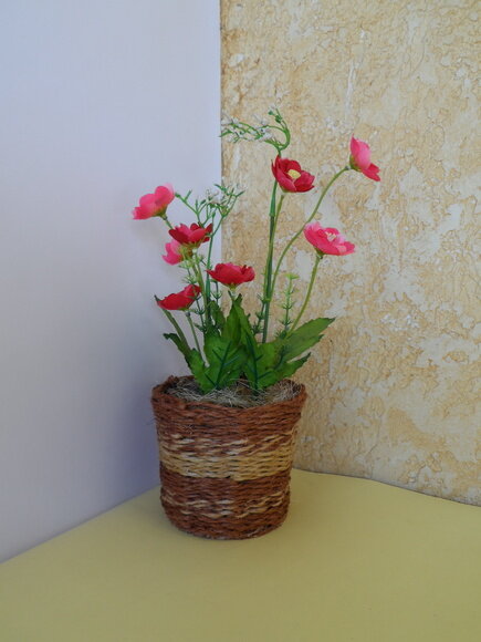 Arranjo Floral em Vaso de Sisal