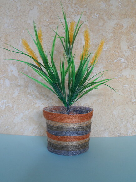 Arranjo Floral em Vaso de Sisal