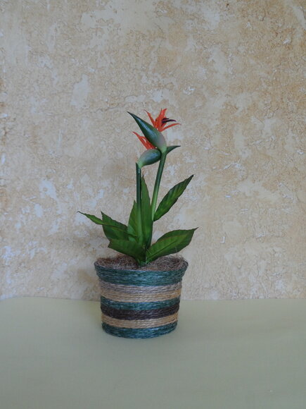 Arranjo Floral em Vaso de Sisal
