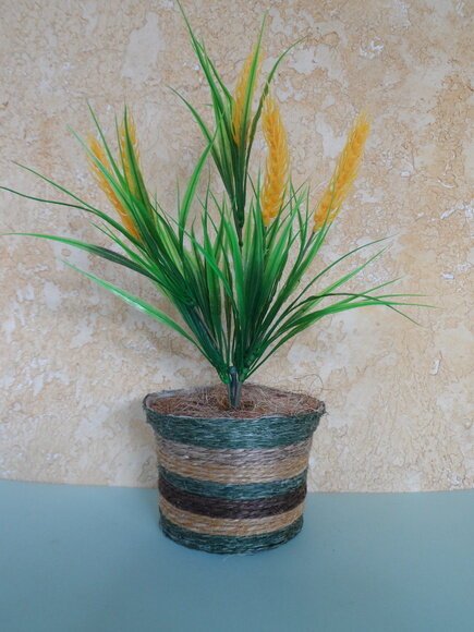 Arranjo Floral em Vaso de Sisal